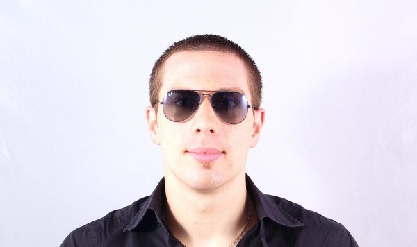 Aviator Classic RB3025 – Gunmetal Grey Polarized - Image 5