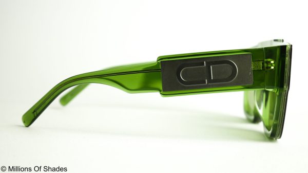 CD M1 - Green - Image 3