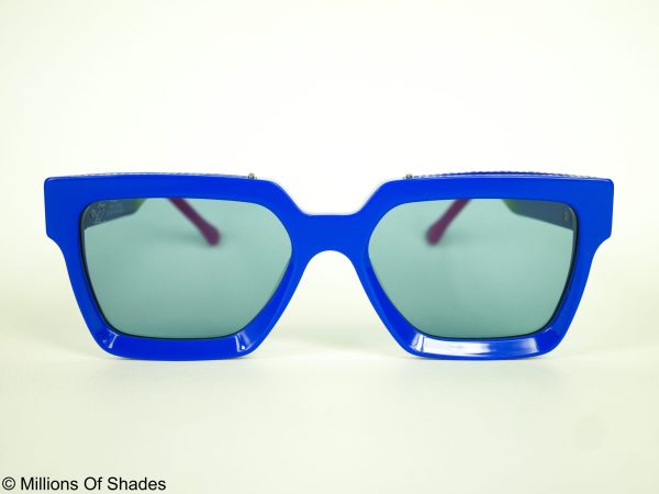Z1548W - Blue with LV Sunglasses Strap