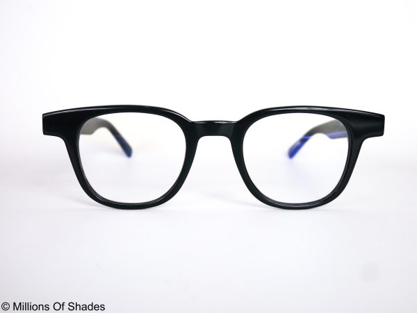 MM010-Black